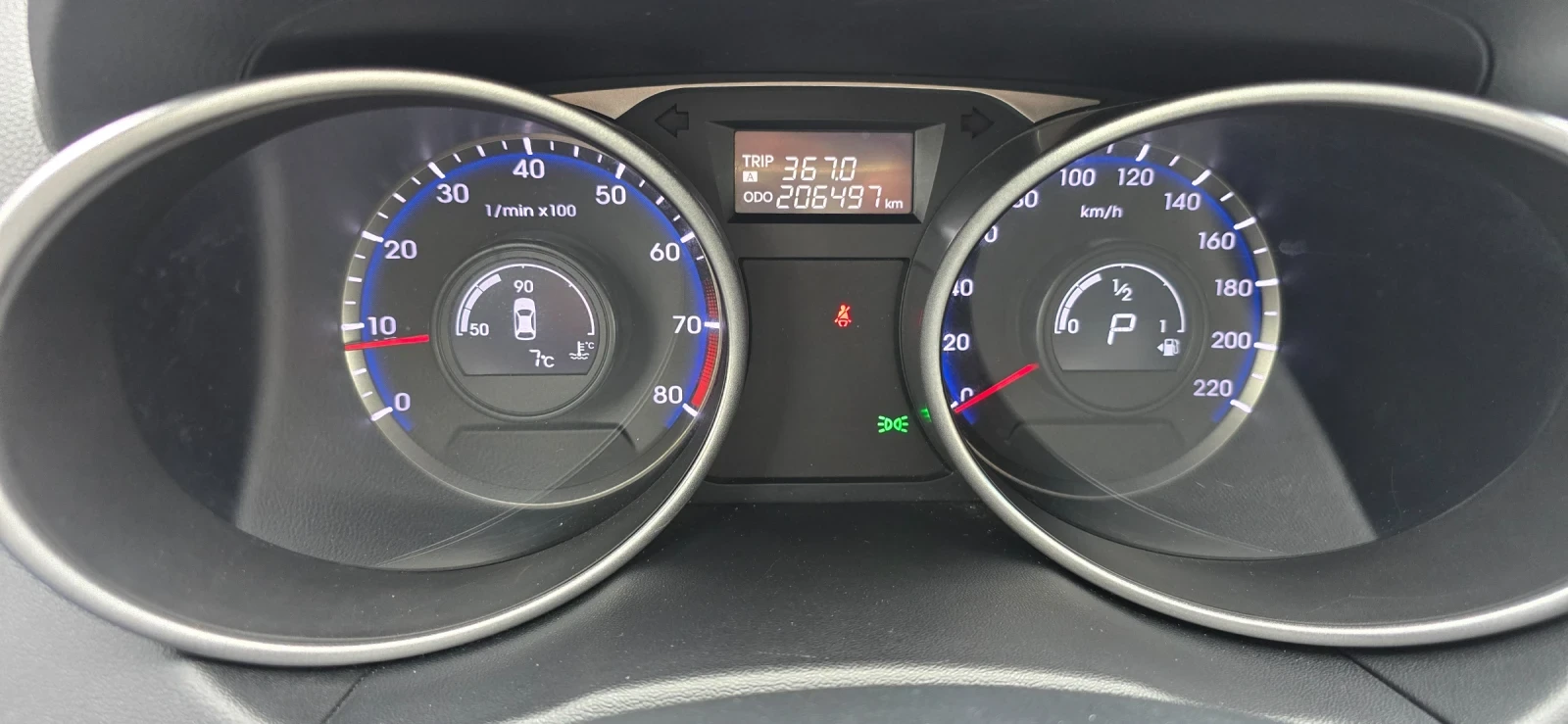 Hyundai IX35 2.0 Premium AWD, снимка 9 - Автомобили и джипове - 53906447