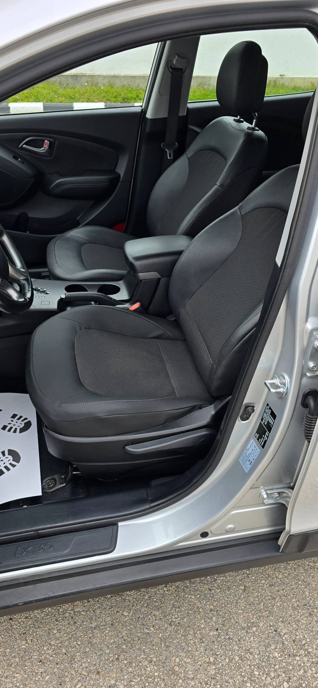 Hyundai IX35 2.0 Premium AWD, снимка 12 - Автомобили и джипове - 53906447