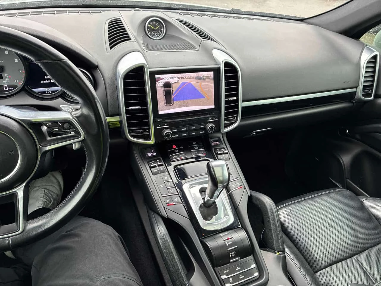 Porsche Cayenne * S E Hybrid * CARFAX * ДВА КЛЮЧА * ОБДУХВАНЕ, снимка 9 - Автомобили и джипове - 54075704