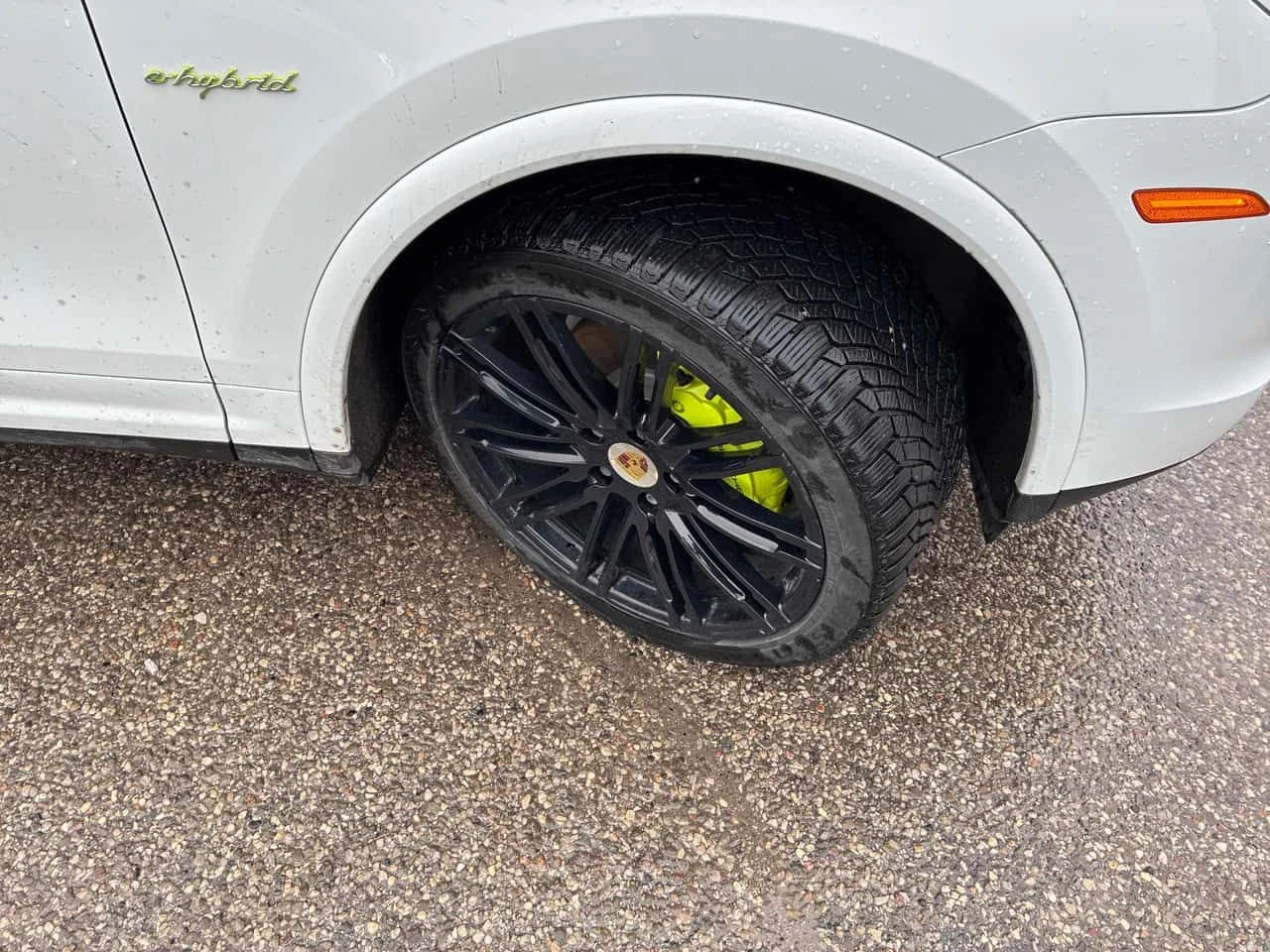 Porsche Cayenne * S E Hybrid * CARFAX * ДВА КЛЮЧА * ОБДУХВАНЕ, снимка 7 - Автомобили и джипове - 54075704