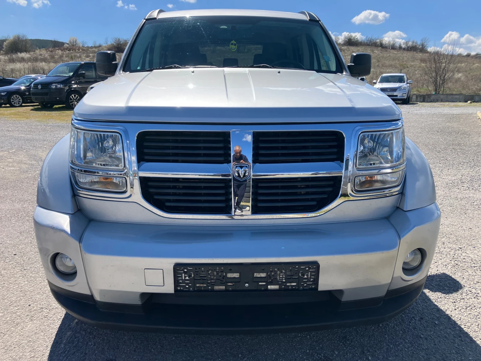 Dodge Nitro 2.8crdi Avtomat 4x4, снимка 2 - Автомобили и джипове - 54211383