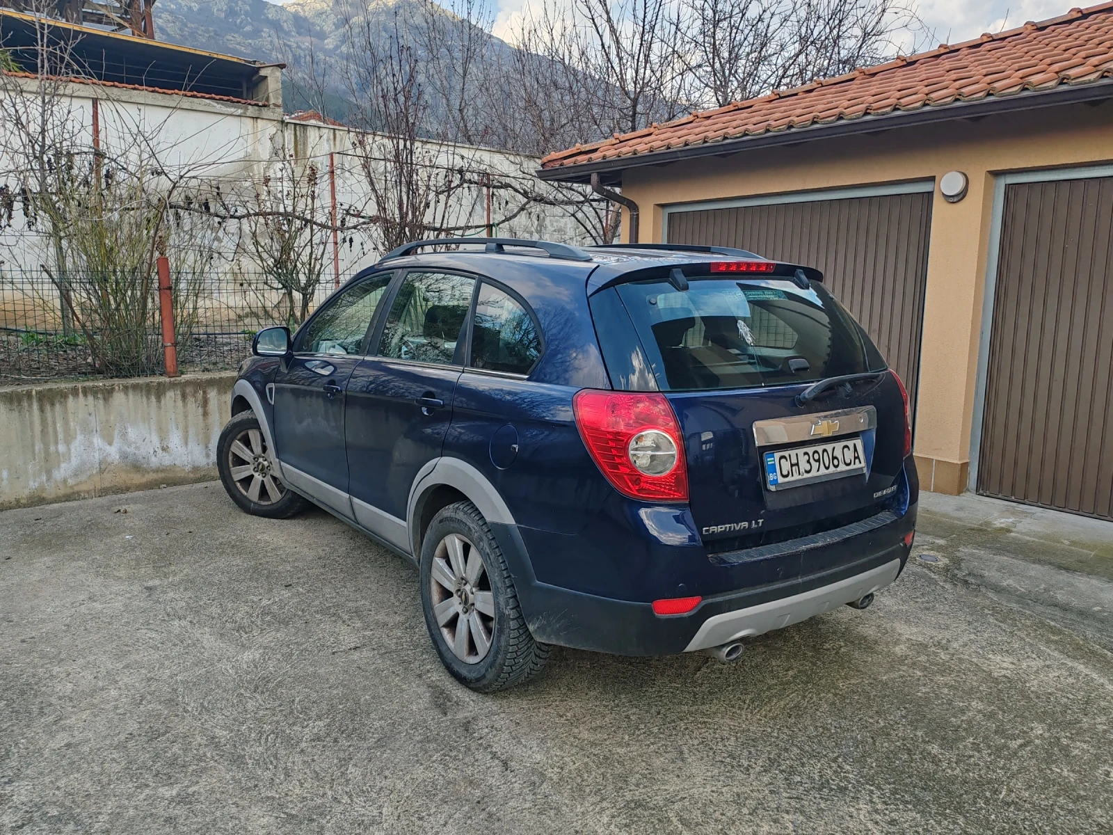 Chevrolet Captiva, снимка 7 - Автомобили и джипове - 54300205