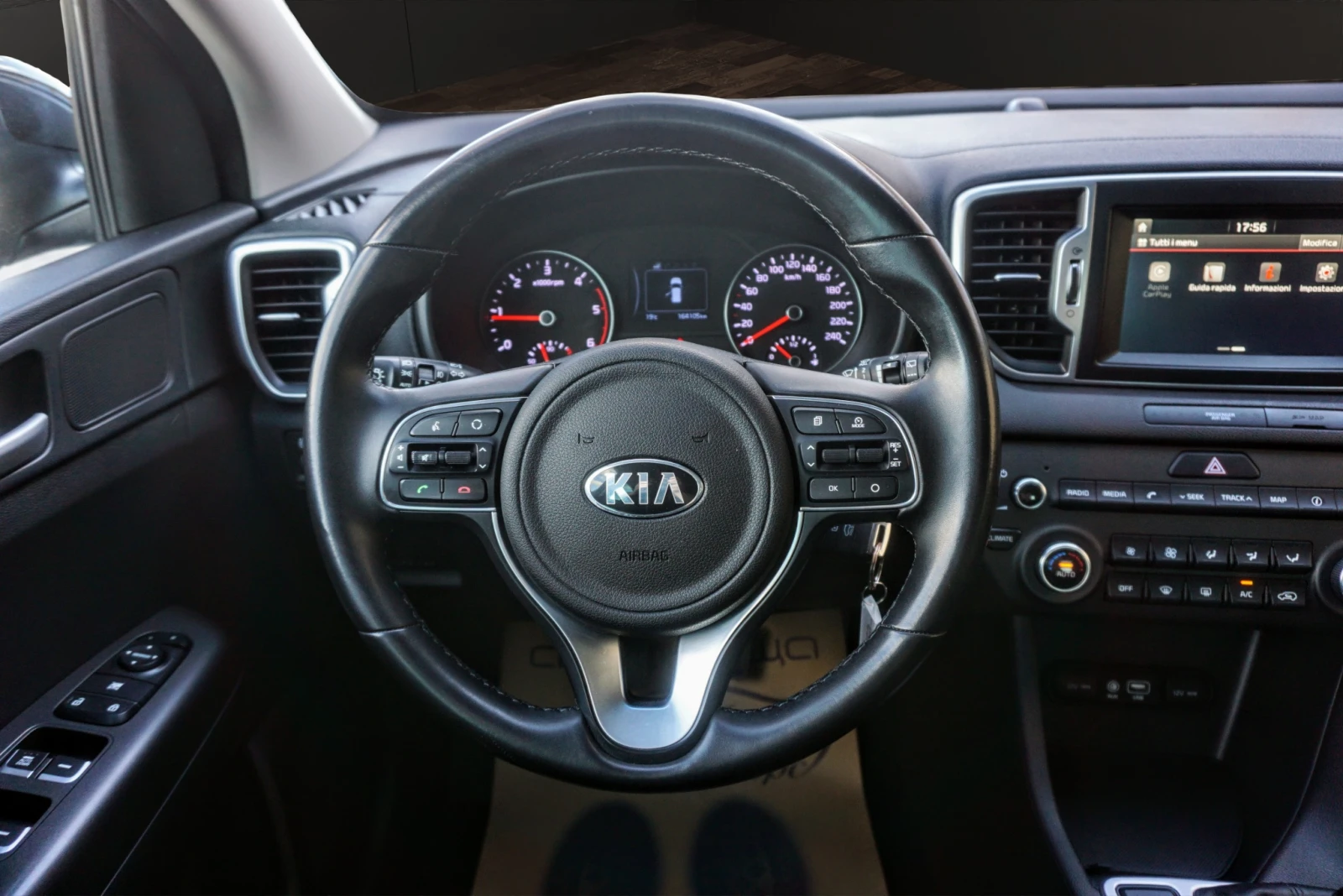 Kia Sportage 1.7CRDI CLASS STYLE PACK, снимка 9 - Автомобили и джипове - 54740948