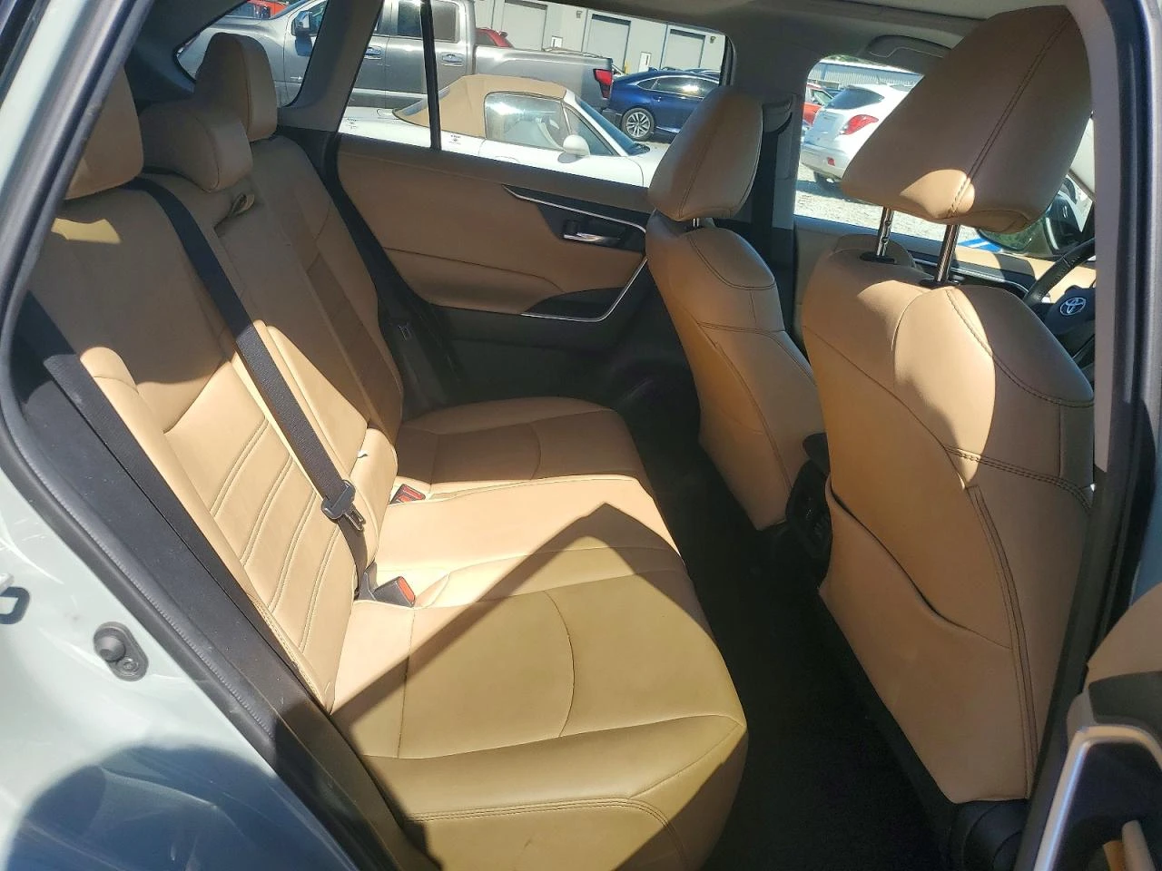 Toyota Rav4 2.5l Xle Premium, снимка 11 - Автомобили и джипове - 55092178