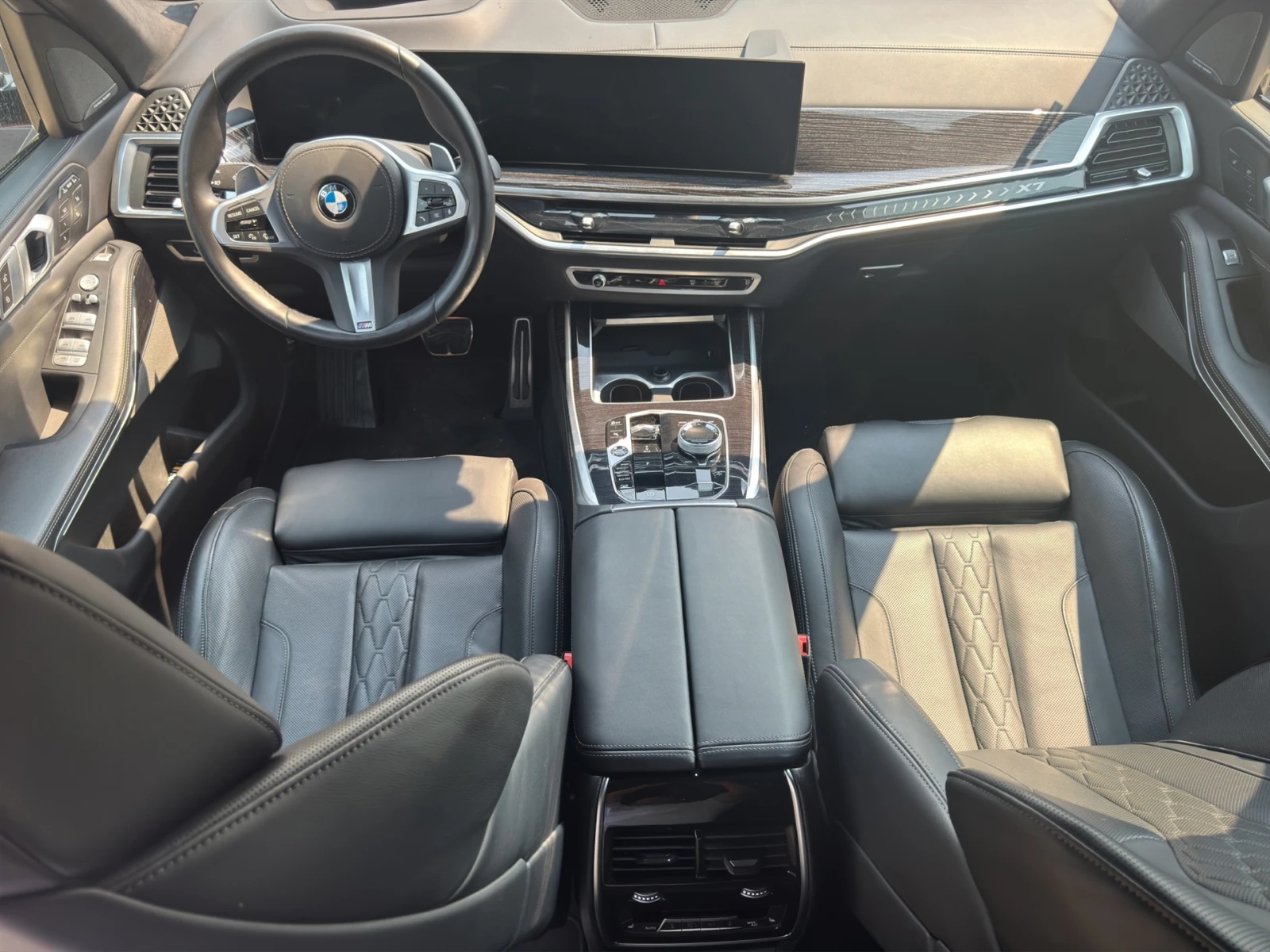 BMW X7 xDrive40i, снимка 7 - Автомобили и джипове - 55703630