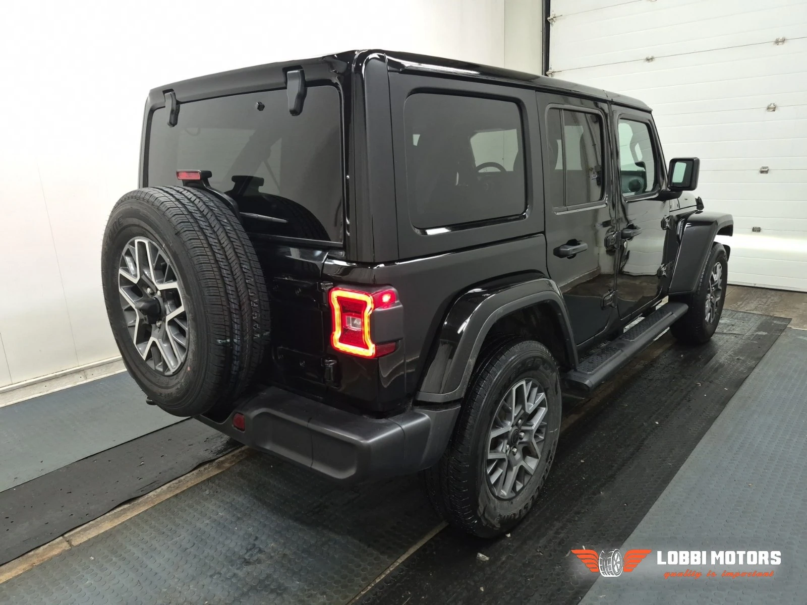 Jeep Wrangler, снимка 3 - Автомобили и джипове - 55928712