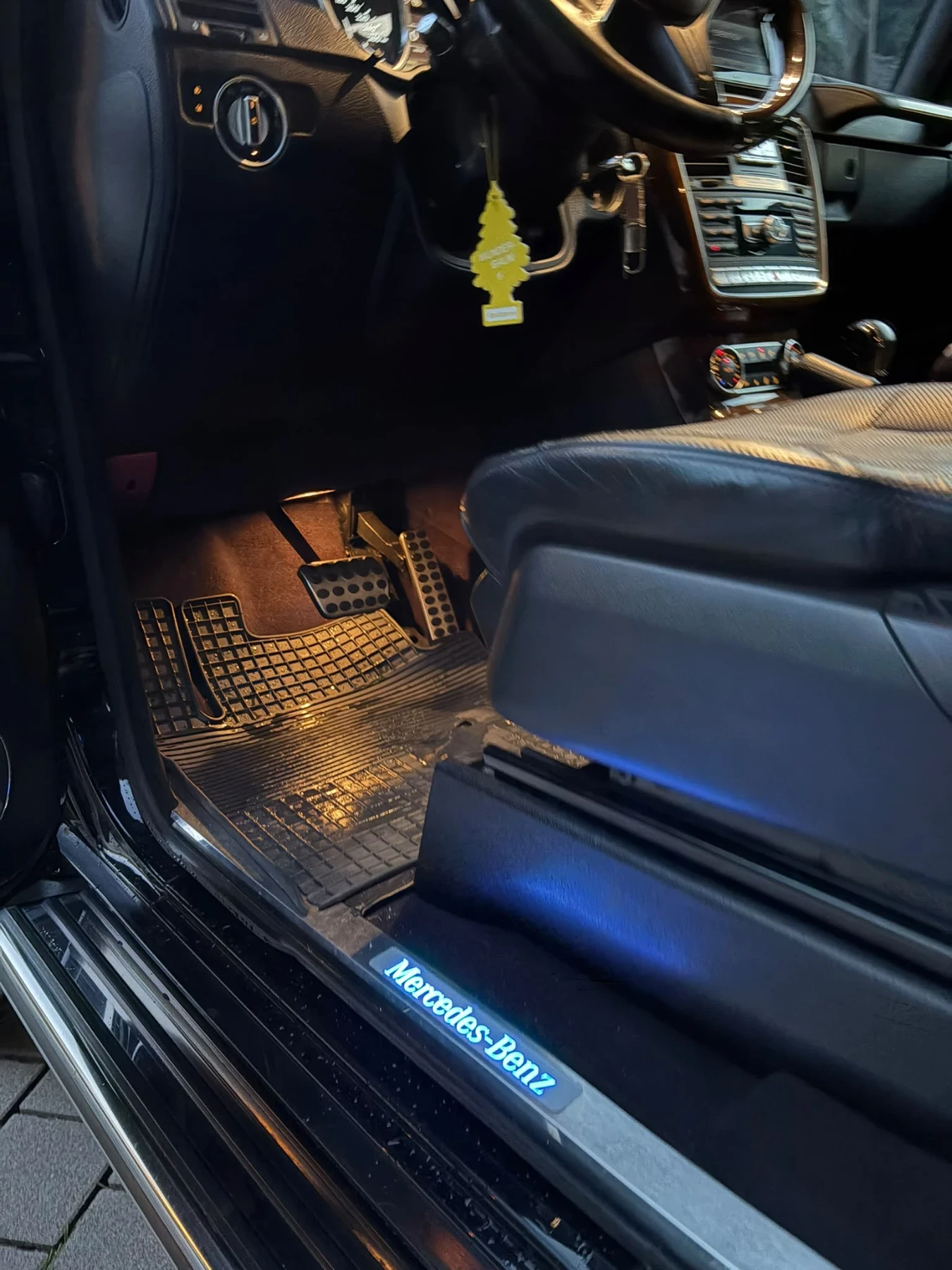Mercedes-Benz G Mercedes-Benz G 350 BlueTEC , снимка 8 - Автомобили и джипове - 56020231