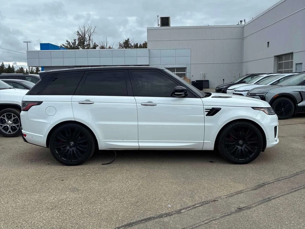 Land Rover Range Rover Sport * Autobiography Dynamic* АВТОКРЕДИТ* , снимка 3 - Автомобили и джипове - 56254618