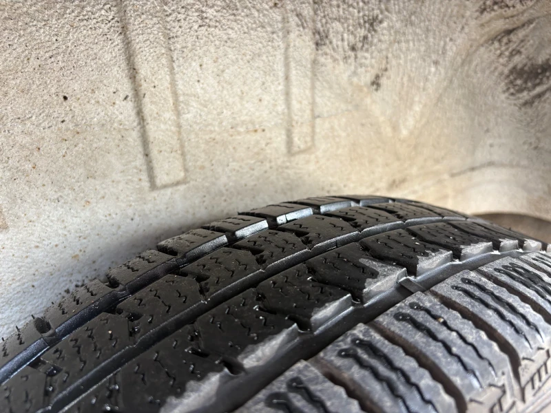 Ford Transit  ДВОЕН КЛИМАТИК/ 9 Места/ МАКСИ/ РЕАЛНИ КМ!!!!!, снимка 6 - Бусове и автобуси - 53025361