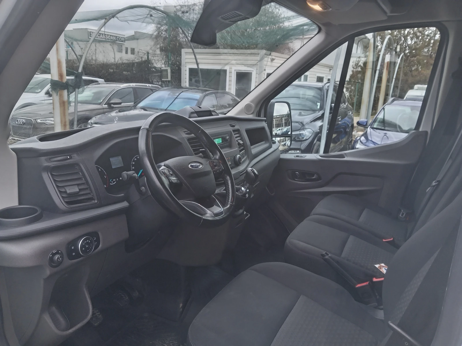 Ford Transit 2.0D дълга база  - изображение 9