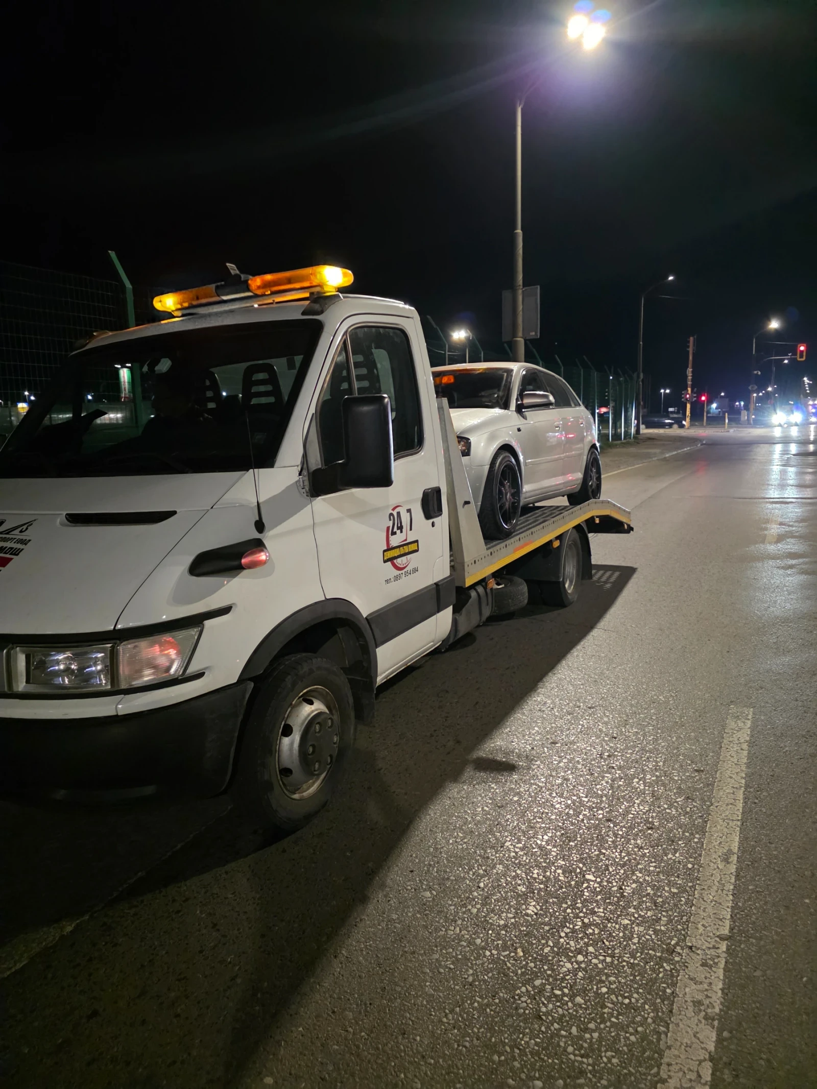 Iveco Daily 3.0, снимка 9 - Бусове и автобуси - 54441167