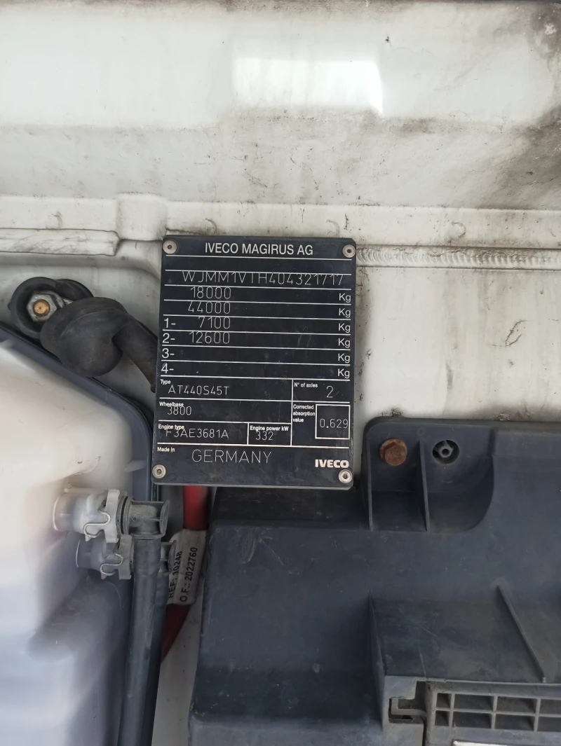 Iveco Stralis, снимка 3 - Камиони - 53396414