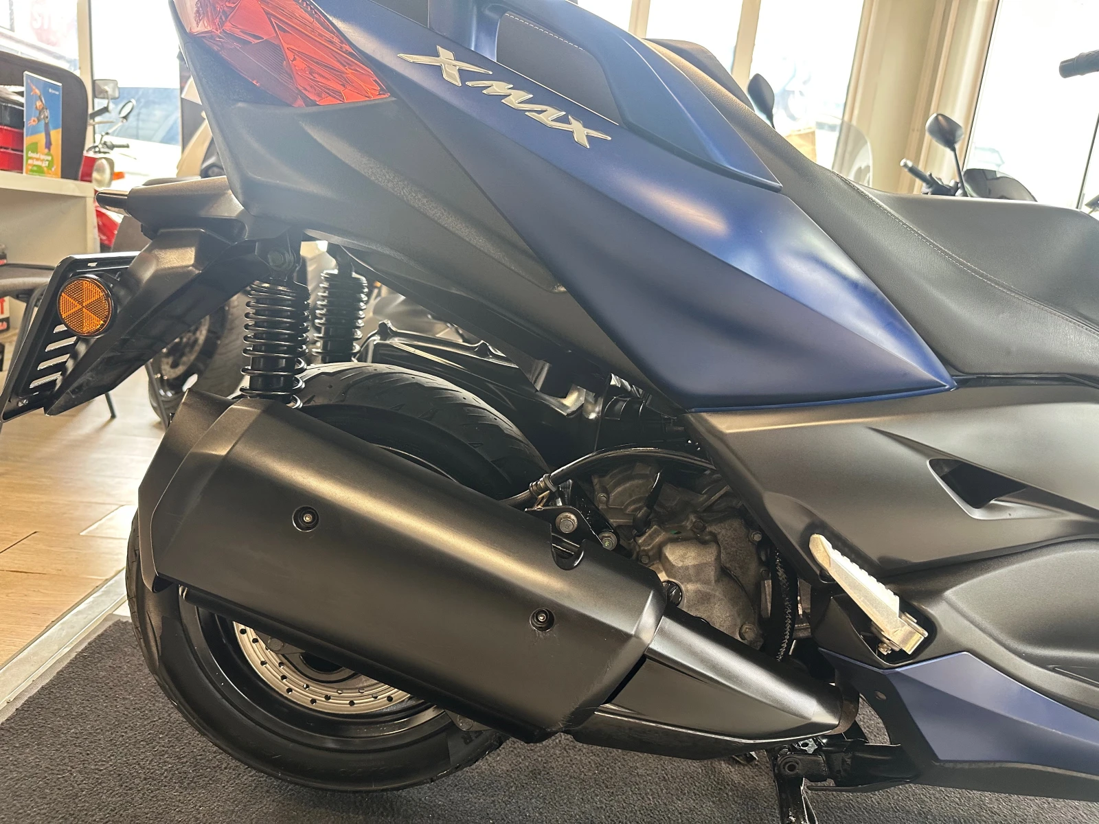 Yamaha X-max 300i ABS/TC/LED 12.2018г., снимка 11 - Мотоциклети и мототехника - 54764437