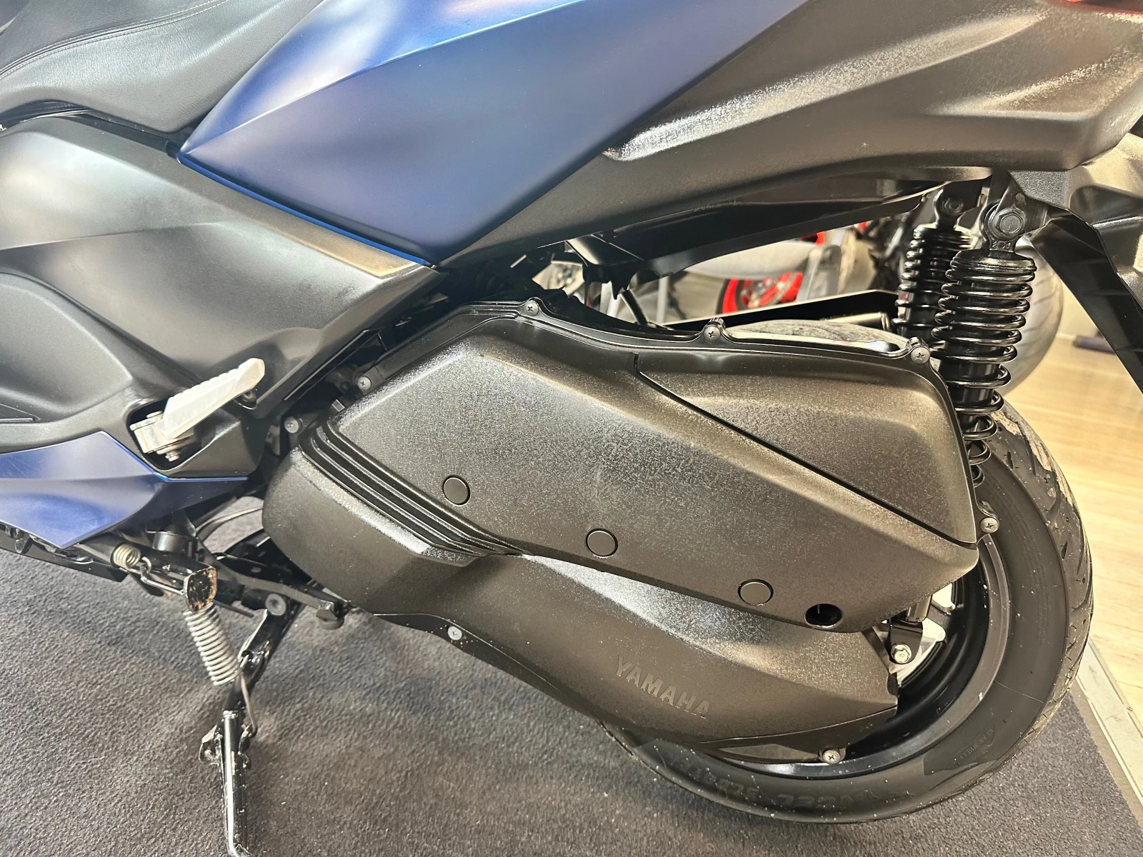 Yamaha X-max 300i ABS/TC/LED 12.2018г., снимка 9 - Мотоциклети и мототехника - 54764437