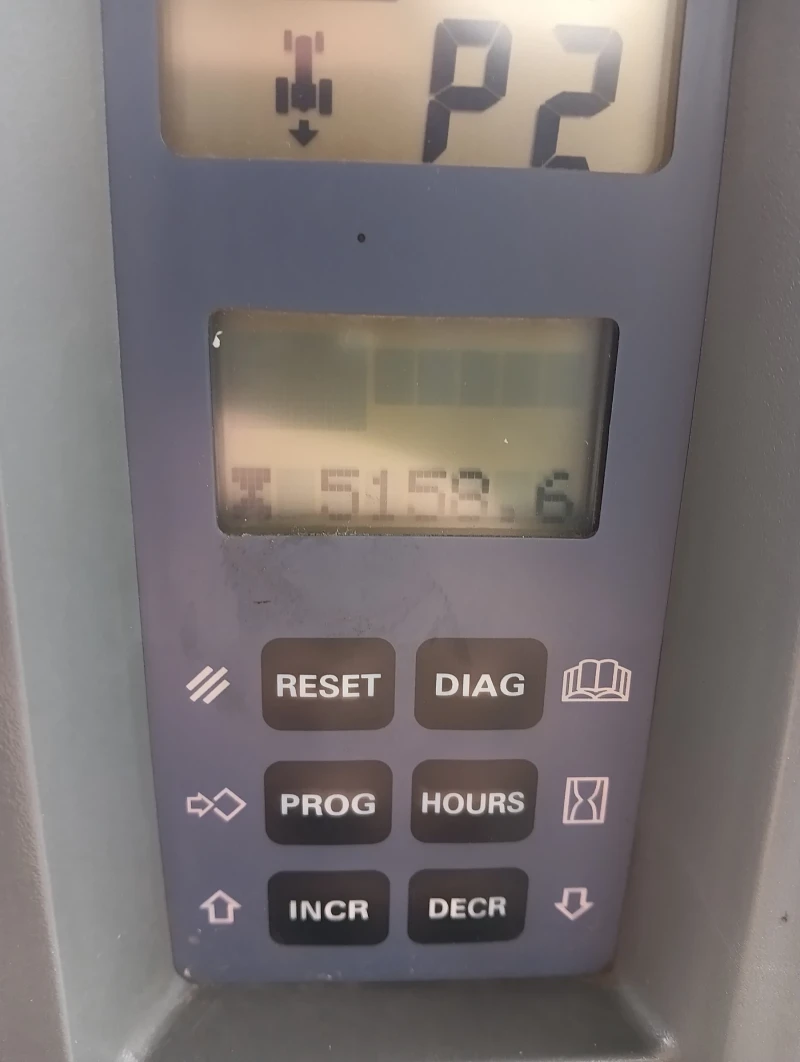 Трактор New Holland, снимка 9 - Селскостопанска техника - 53026102