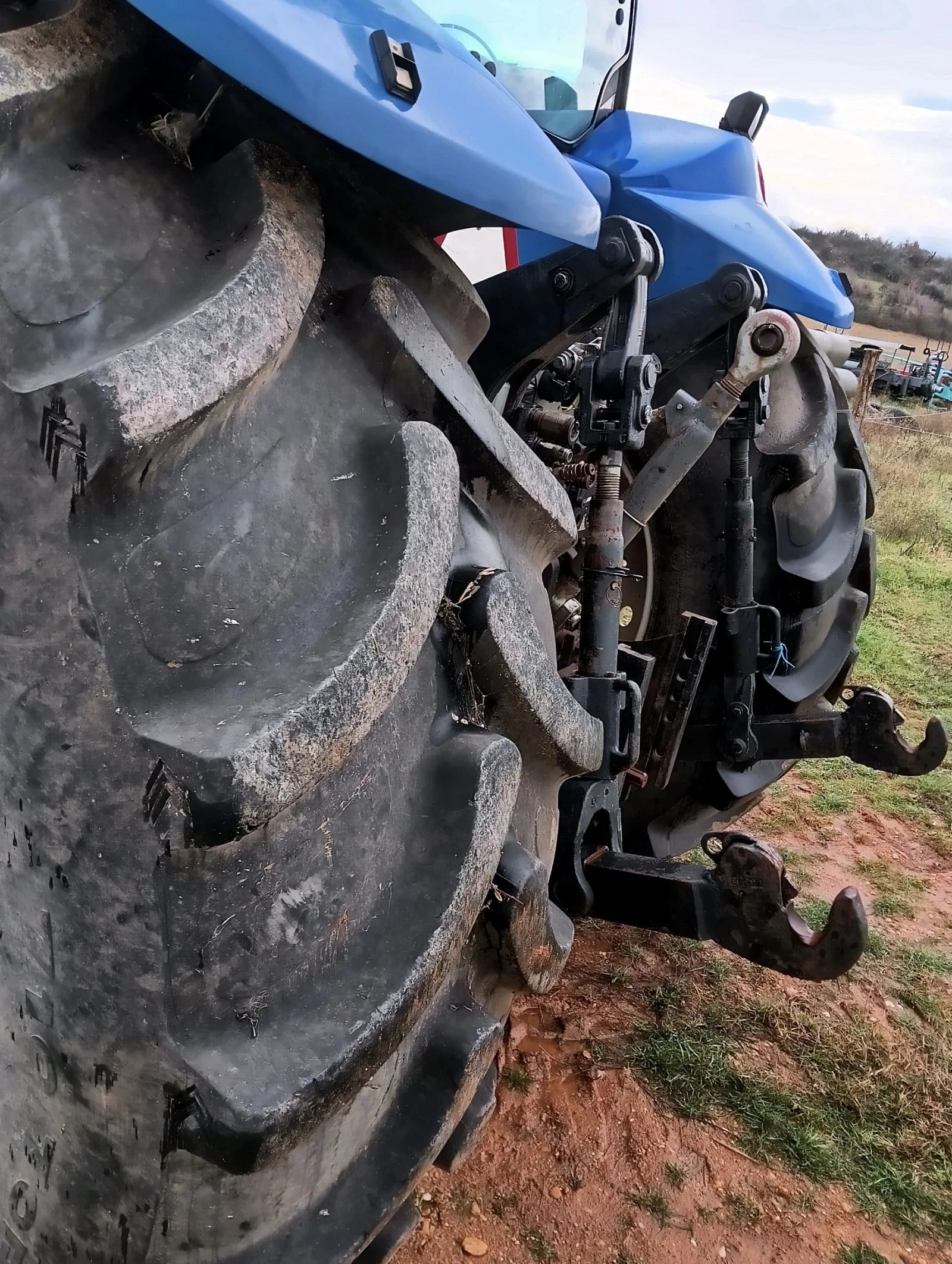 Трактор New Holland  - изображение 5