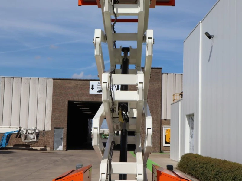 Автовишка Друга марка Snorkel S3970RTE, снимка 2 - Индустриална техника - 53522444