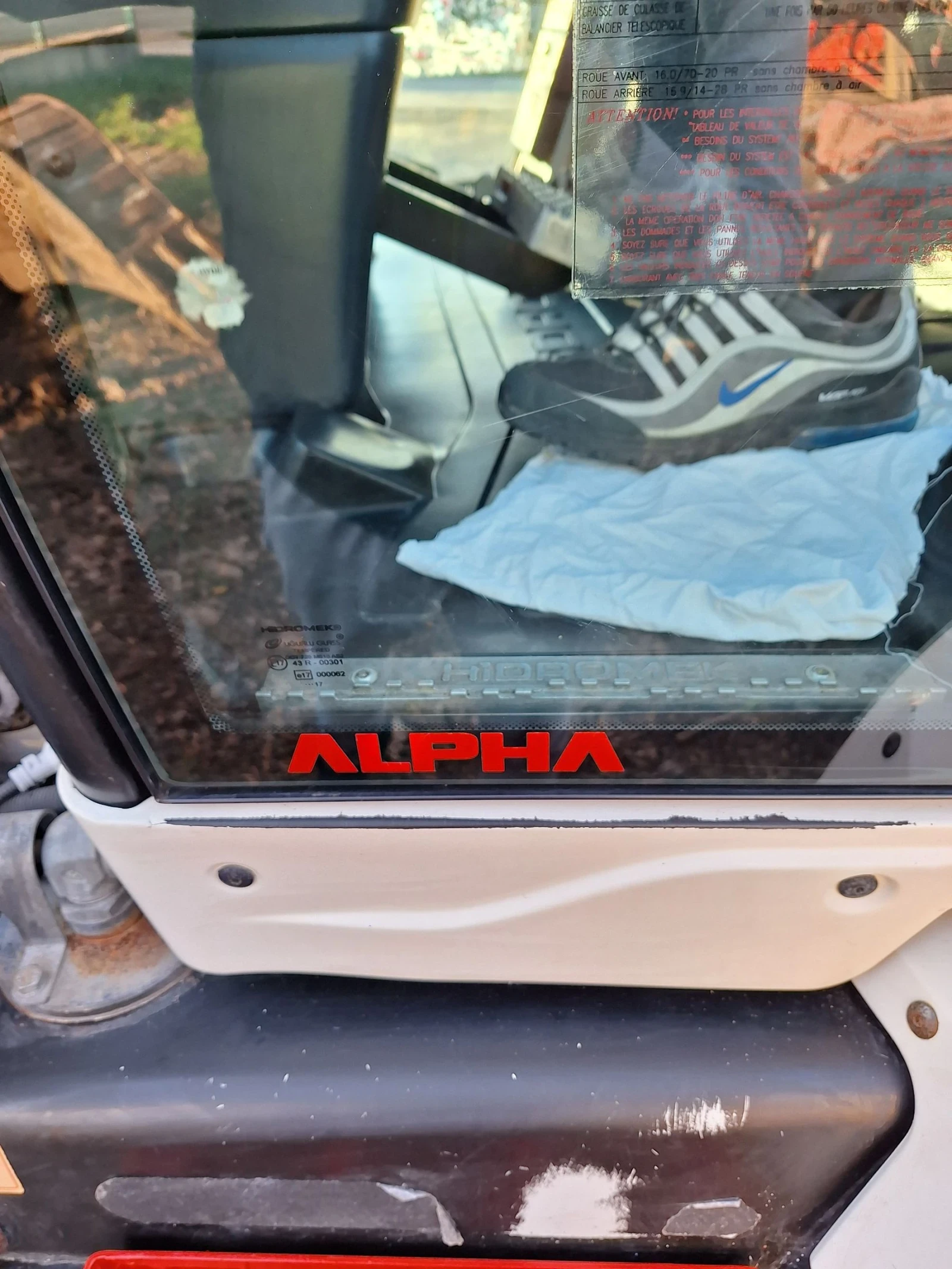 ����� Hidromek 102B | Mobile.bg � ����������� 11