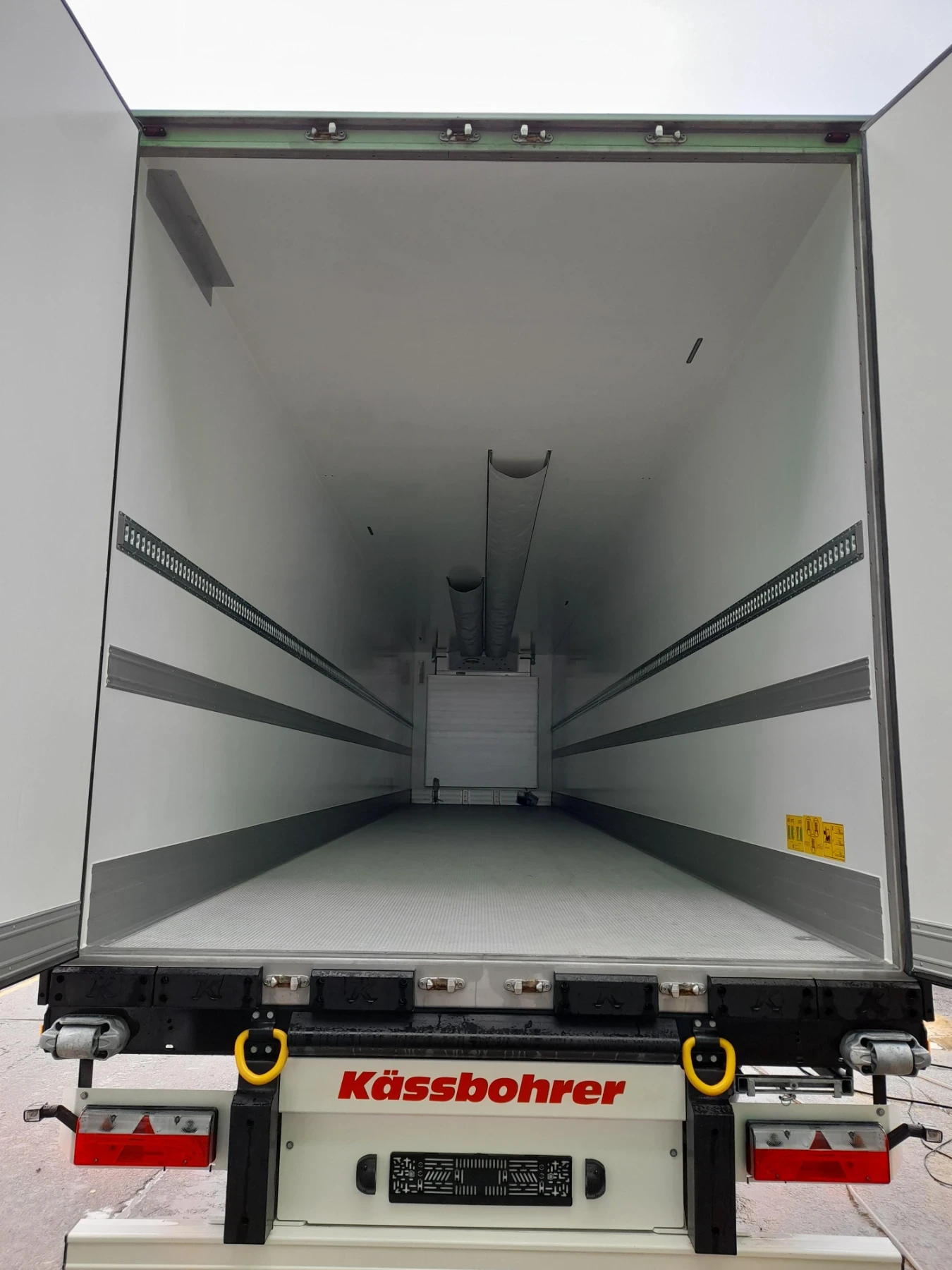 Полуремарке Kaessbohrer Налични TALSON Бордови, Хладилни, Дрехарки, SWAP ,, снимка 9 - Ремаркета - 55332112