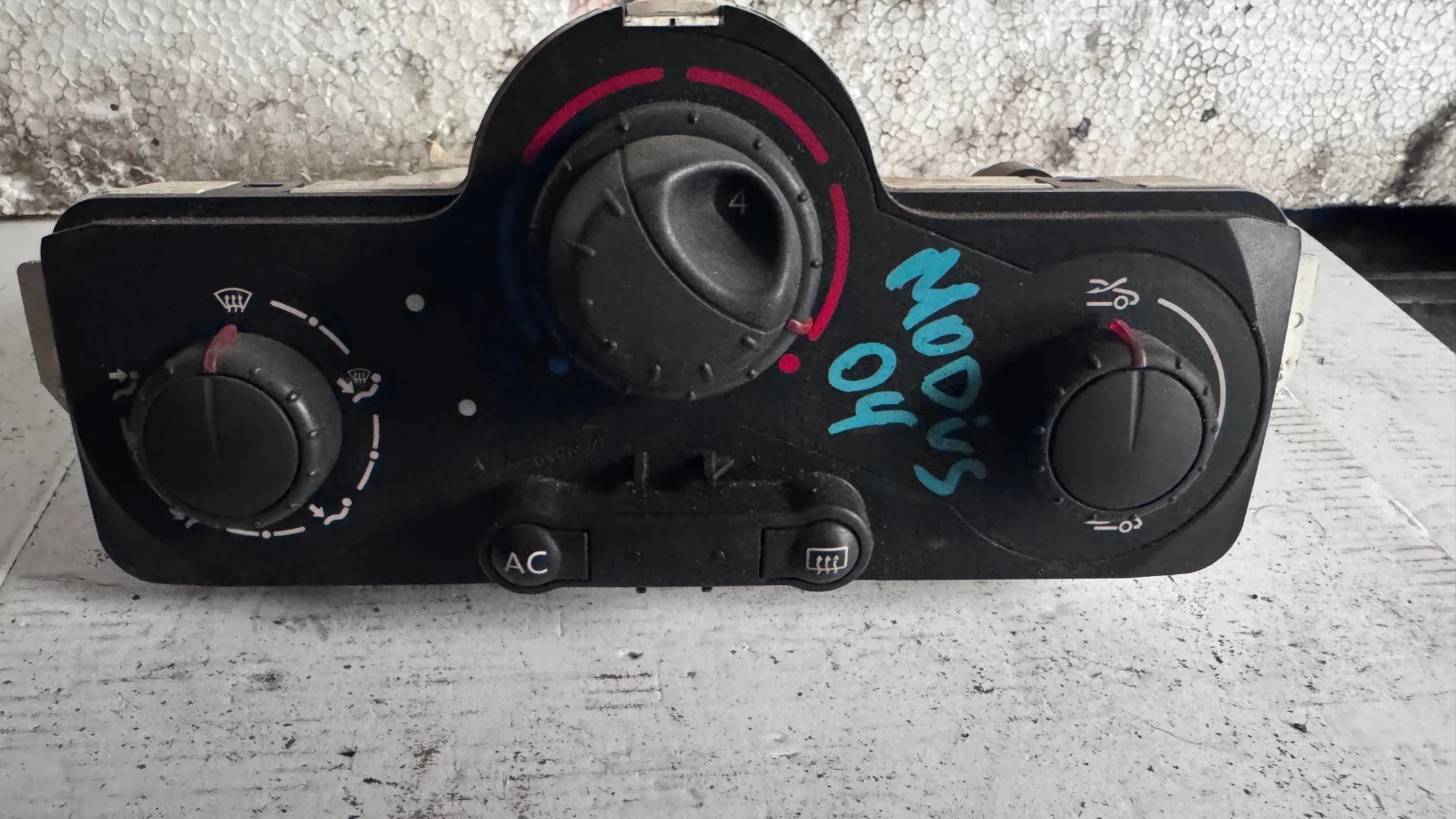 ���������� ���� / ����� / ����� �� Renault Modus - 69597003 / 030967W | Mobile.bg � ����������� 1