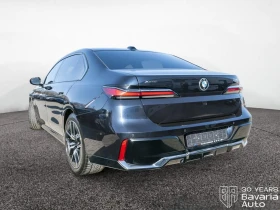 BMW 740 d xDrive M Sport Paket Panorama B/W, снимка 2