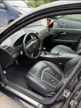 Mercedes-Benz E 200, снимка 5