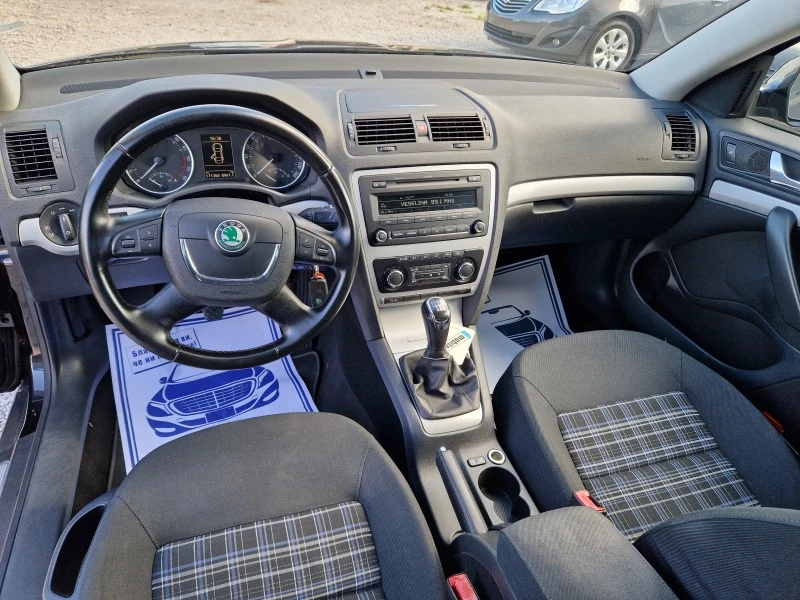 Skoda Octavia 1.6TDI, снимка 10 - Автомобили и джипове - 43989305