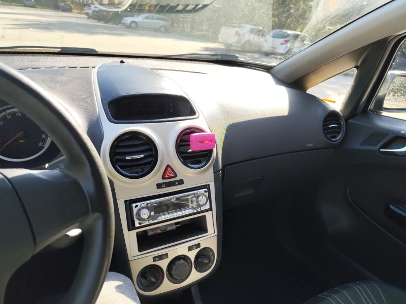 Opel Corsa 1.2, снимка 11 - Автомобили и джипове - 47736107