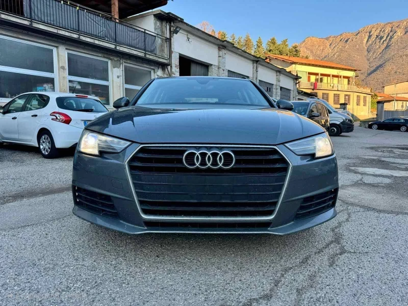 Audi A4 2.0TDI, снимка 1 - Автомобили и джипове - 48660532