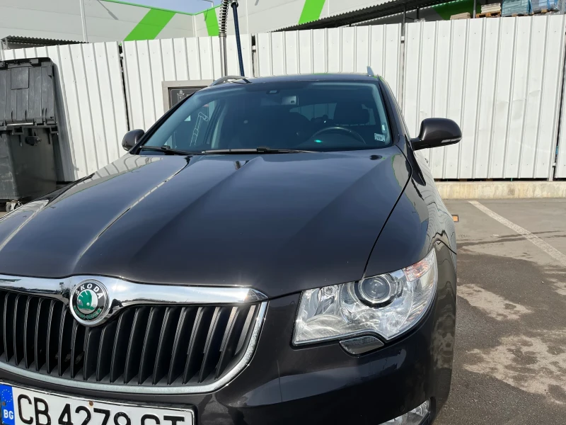 Skoda Superb 2.0 TDI, снимка 7 - Автомобили и джипове - 49239507