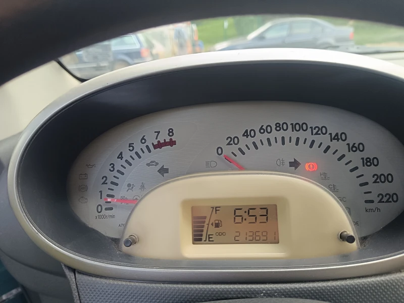 Subaru Justy, снимка 16 - Автомобили и джипове - 51882895