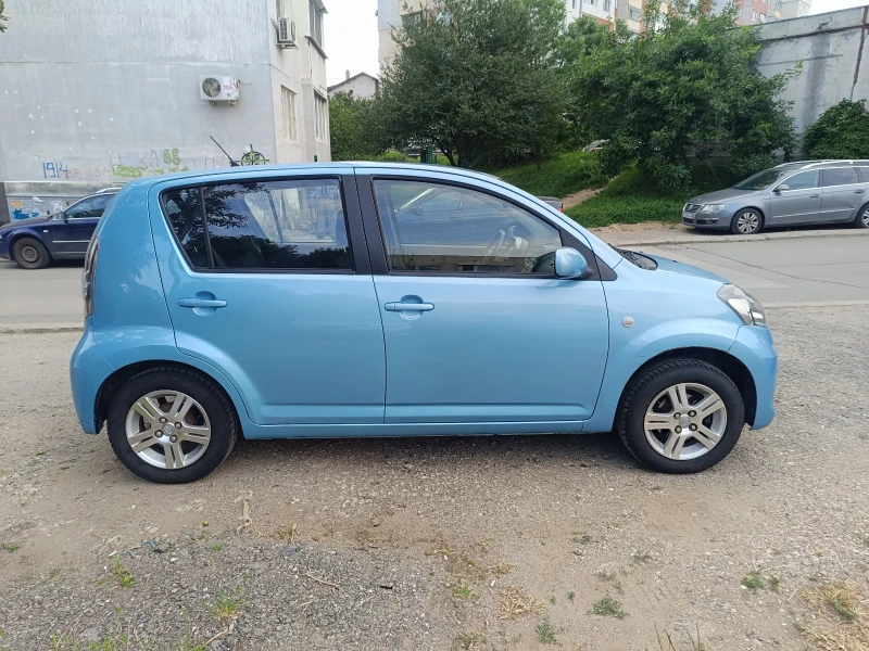 Subaru Justy, снимка 10 - Автомобили и джипове - 51882895