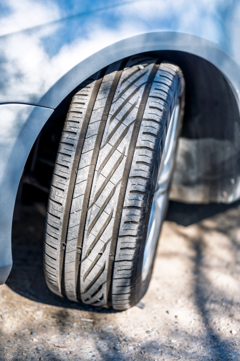 VW Passat 2.0d, снимка 9 - Автомобили и джипове - 51885390