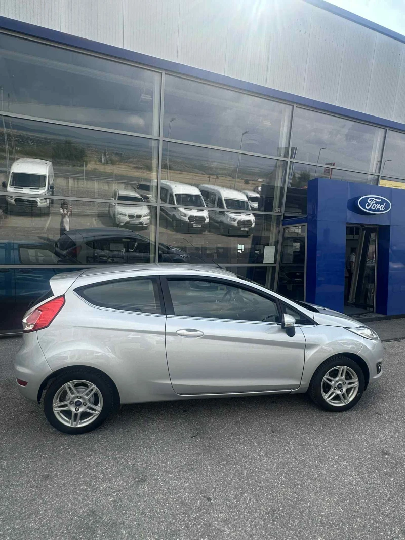 Ford Fiesta 1.5, снимка 4 - Автомобили и джипове - 51452788