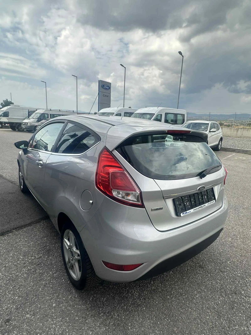 Ford Fiesta 1.5, снимка 9 - Автомобили и джипове - 51452788