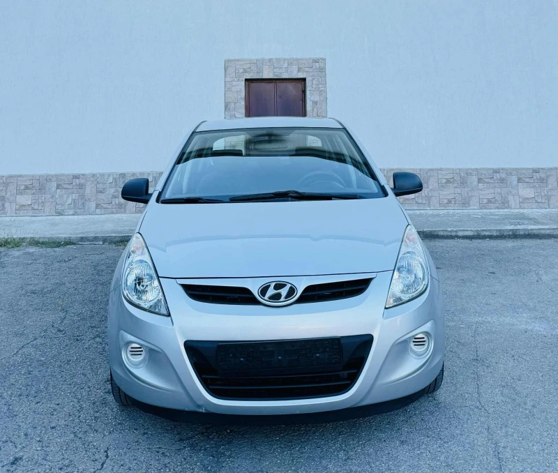 Hyundai I20 БЕНЗИН , снимка 2 - Автомобили и джипове - 51737269