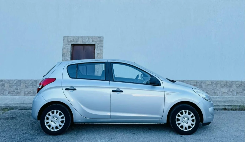 Hyundai I20 БЕНЗИН , снимка 6 - Автомобили и джипове - 51737269