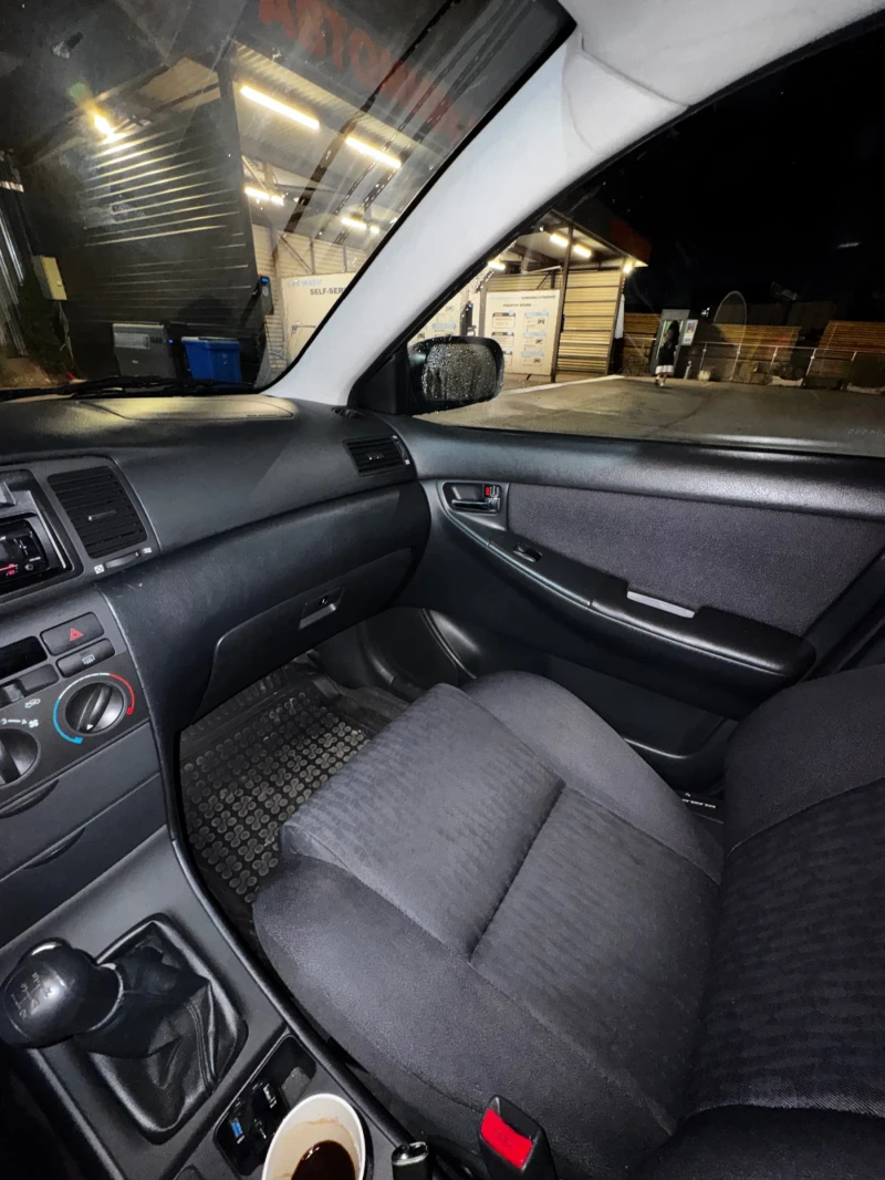 Toyota Corolla D4D, снимка 8 - Автомобили и джипове - 52591874