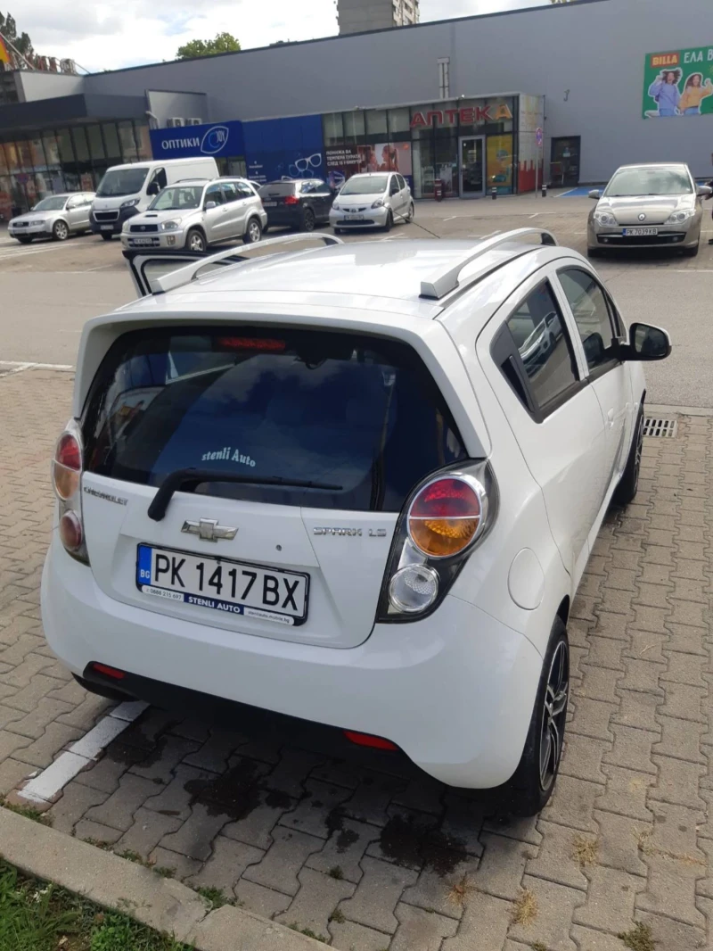 Chevrolet Spark, снимка 5 - Автомобили и джипове - 52803274
