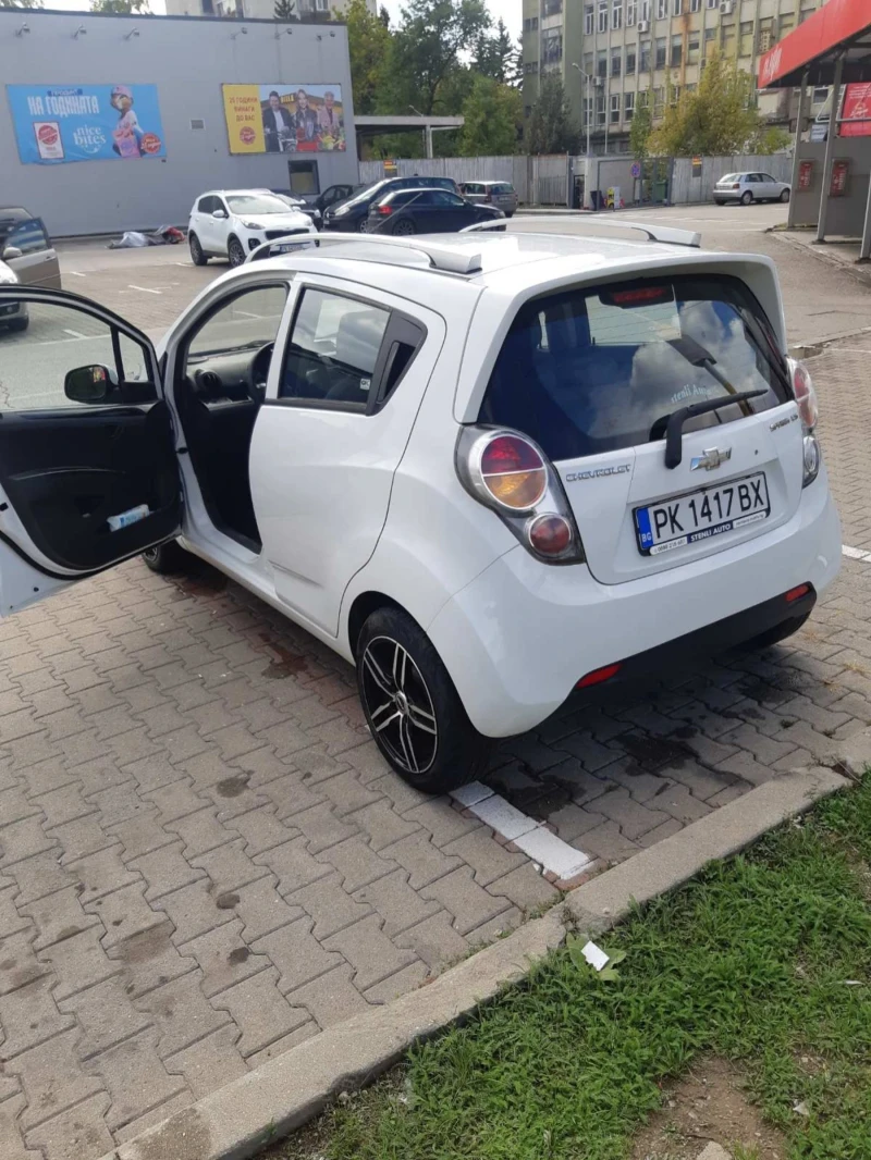 Chevrolet Spark, снимка 8 - Автомобили и джипове - 52803274