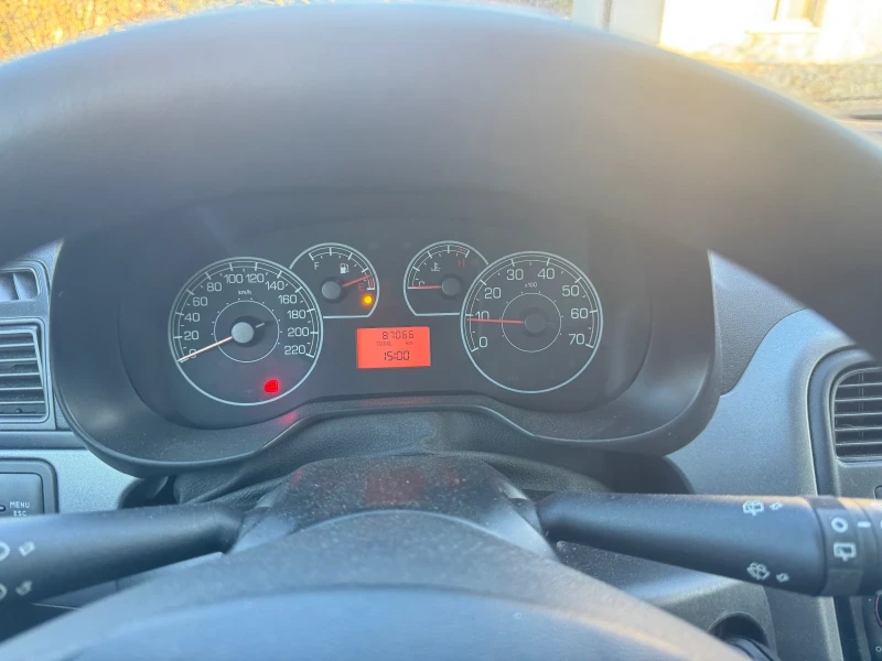 Fiat Punto 87000км., снимка 6 - Автомобили и джипове - 52805220