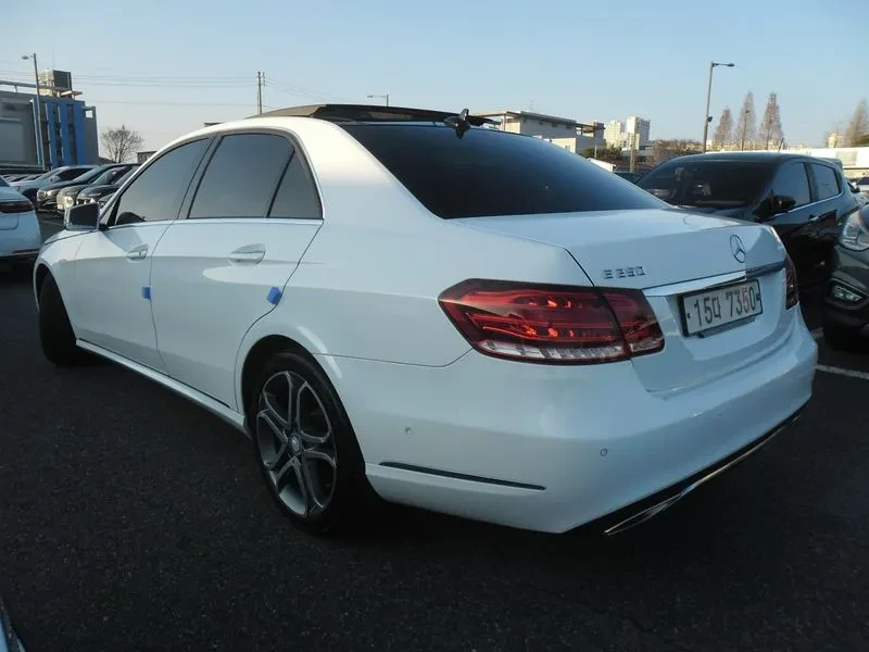 Mercedes-Benz E 250, снимка 4 - Автомобили и джипове - 52874500
