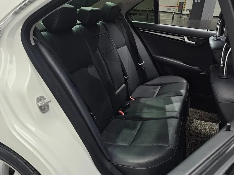 Mercedes-Benz C 220 2.2, снимка 12 - Автомобили и джипове - 54278119