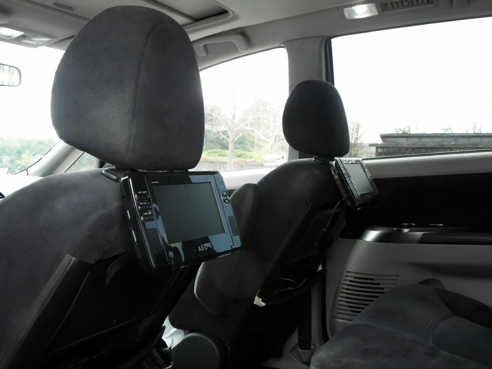 Mitsubishi Grandis 2.0D | Mobile.bg � ����������� 12