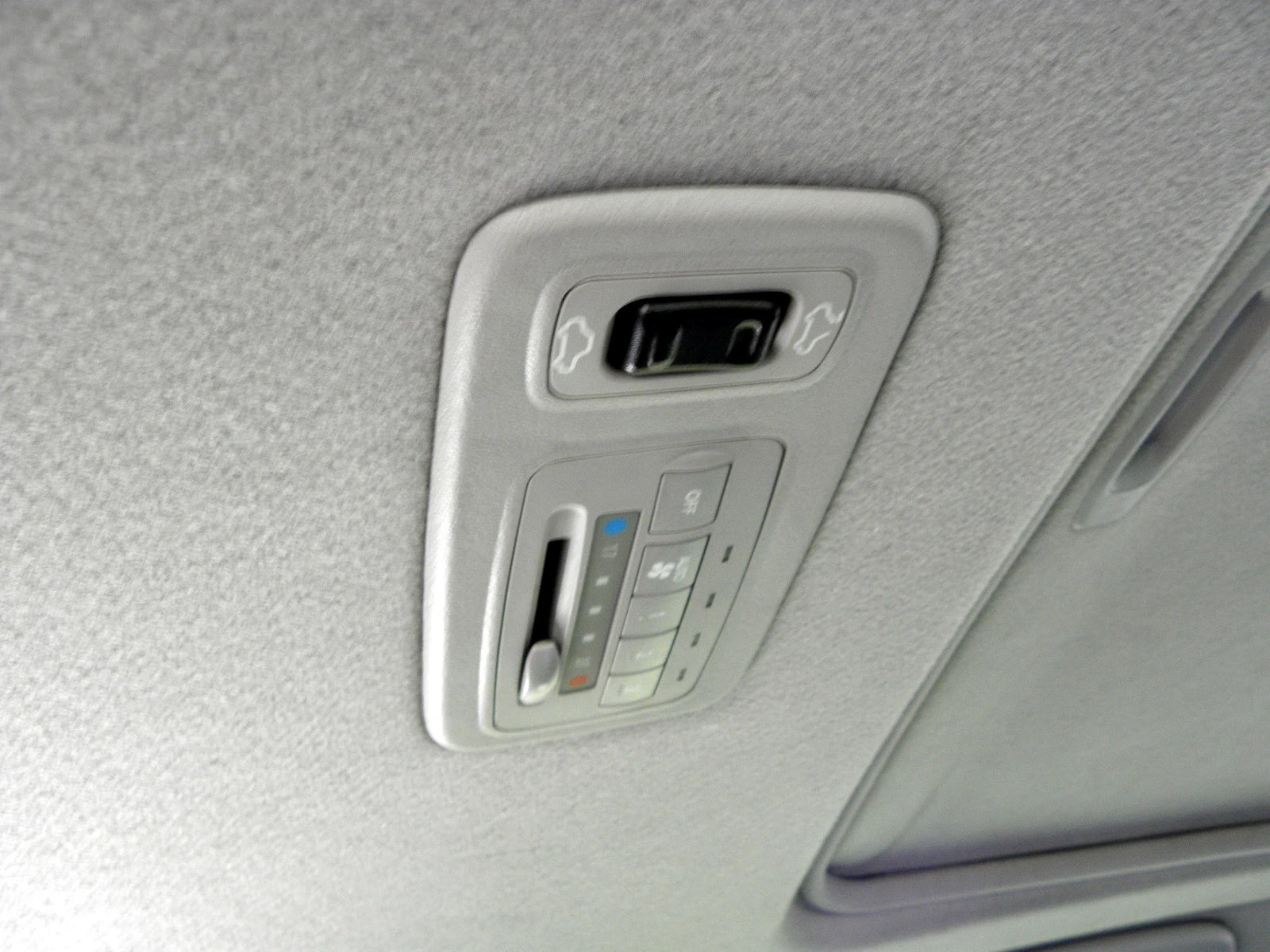 Mitsubishi Grandis 2.0D | Mobile.bg � ����������� 13