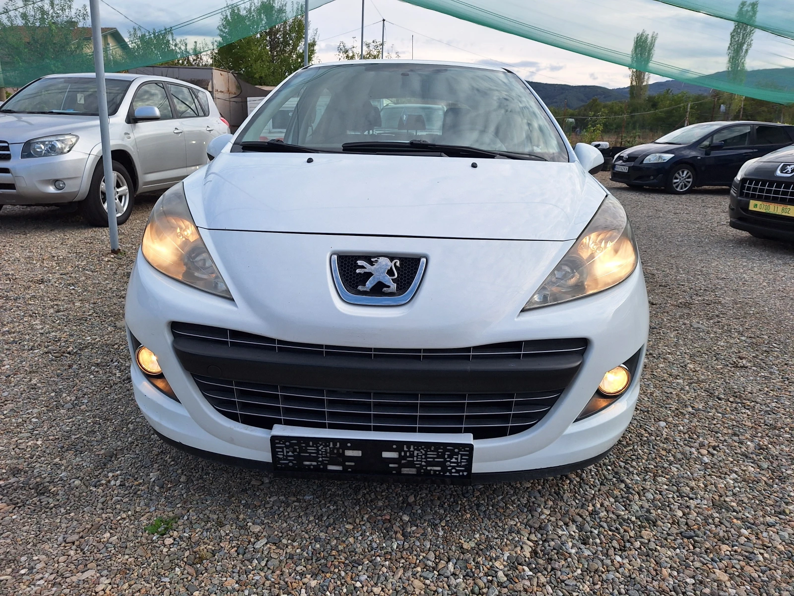 Peugeot 207 1.4hdi - [1] 