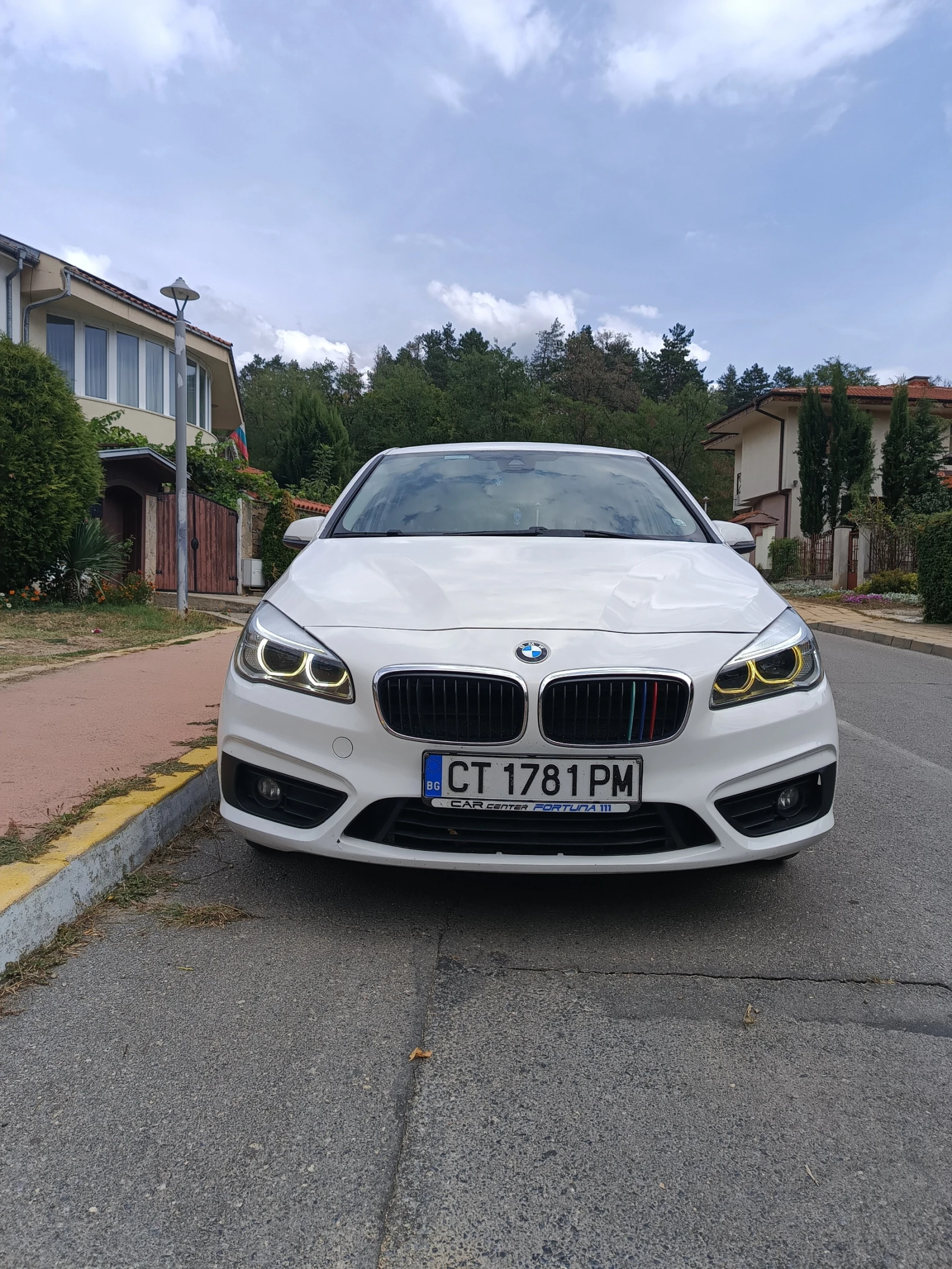 BMW 2 Active Tourer  - изображение 2