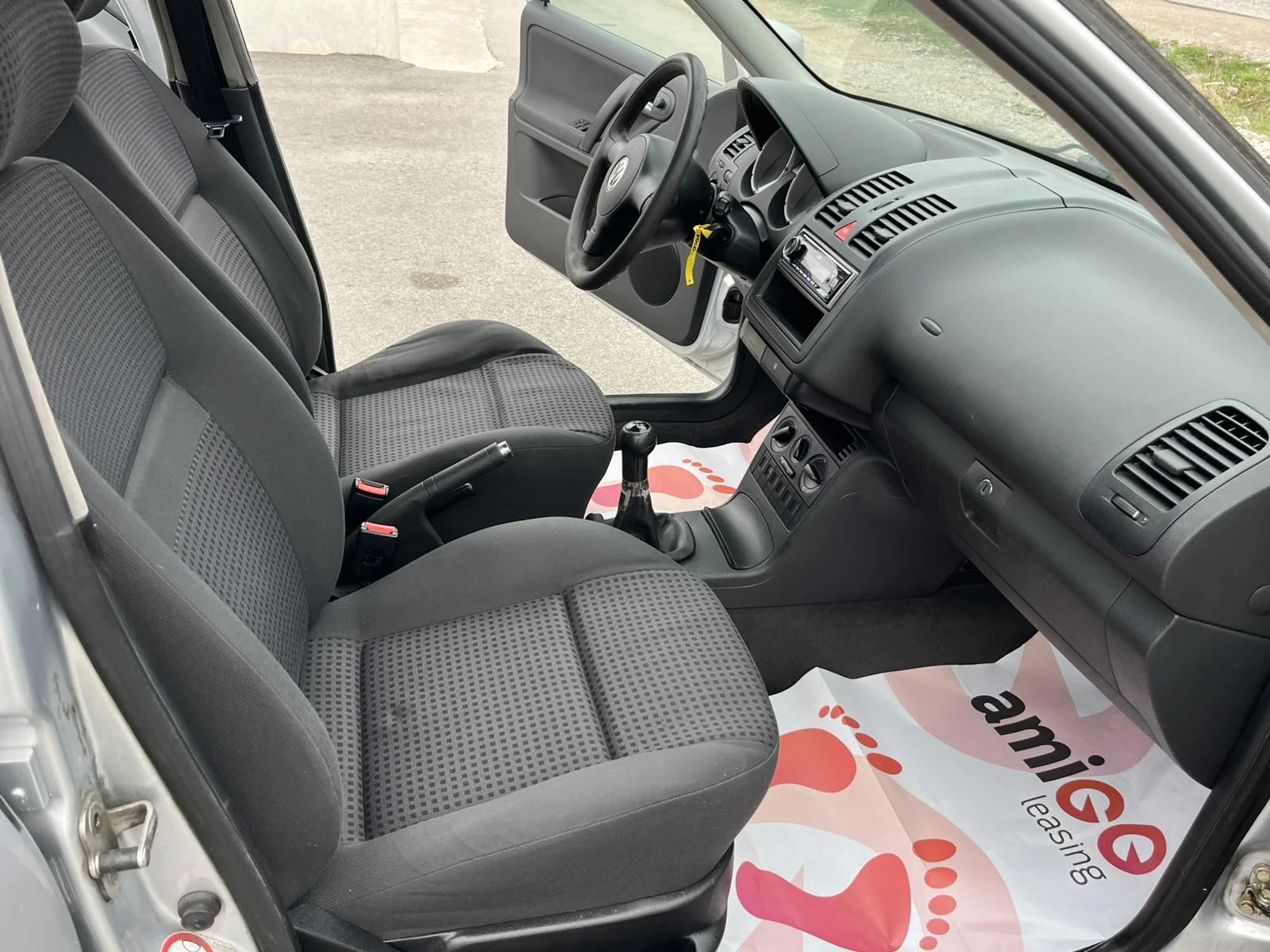 VW Polo 1.4MPI 75   | Mobile.bg   11