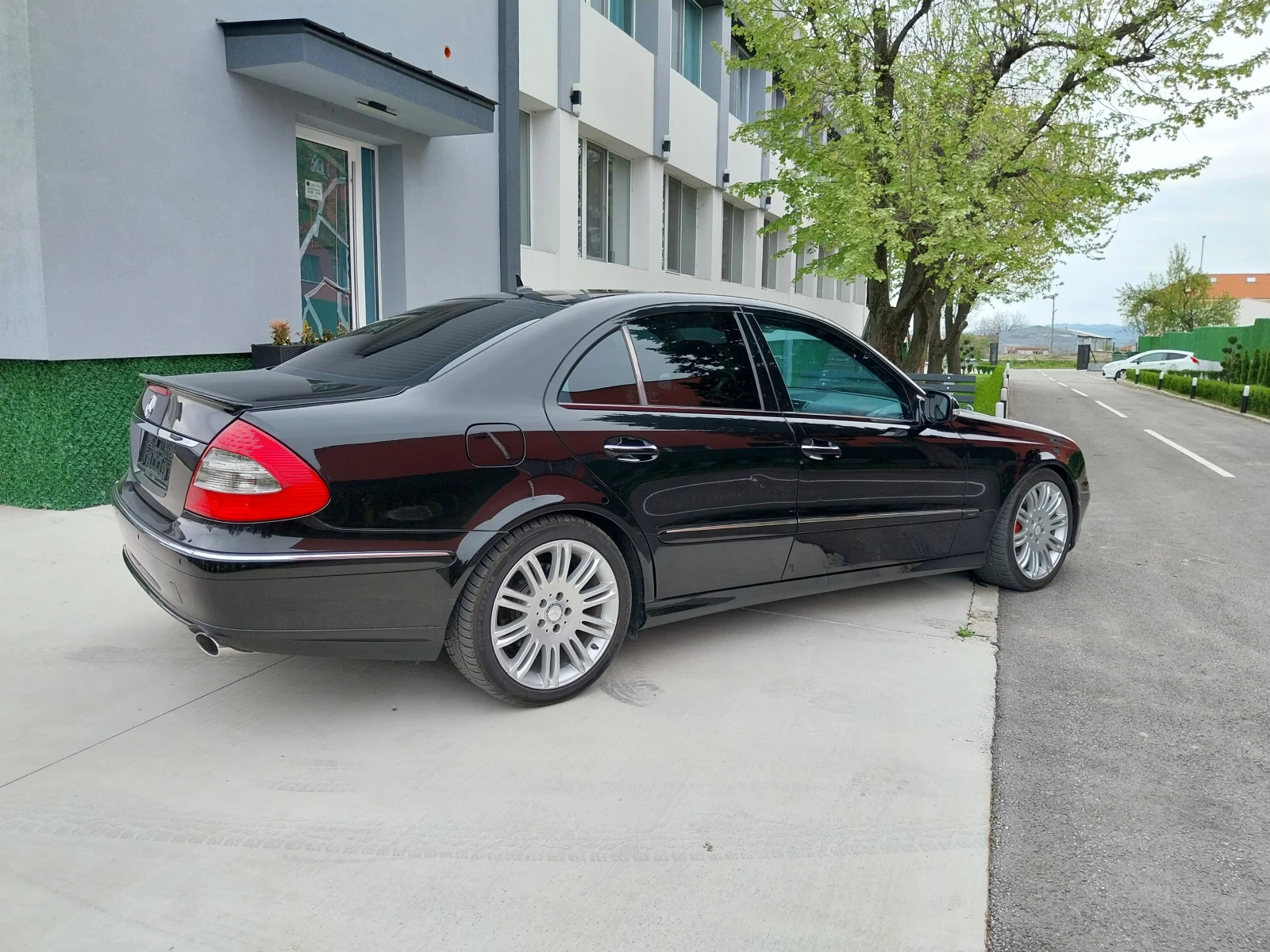 Mercedes-Benz E 320 EVO//F1//FACELIFT//DISTRONIC//FULL// - изображение 6