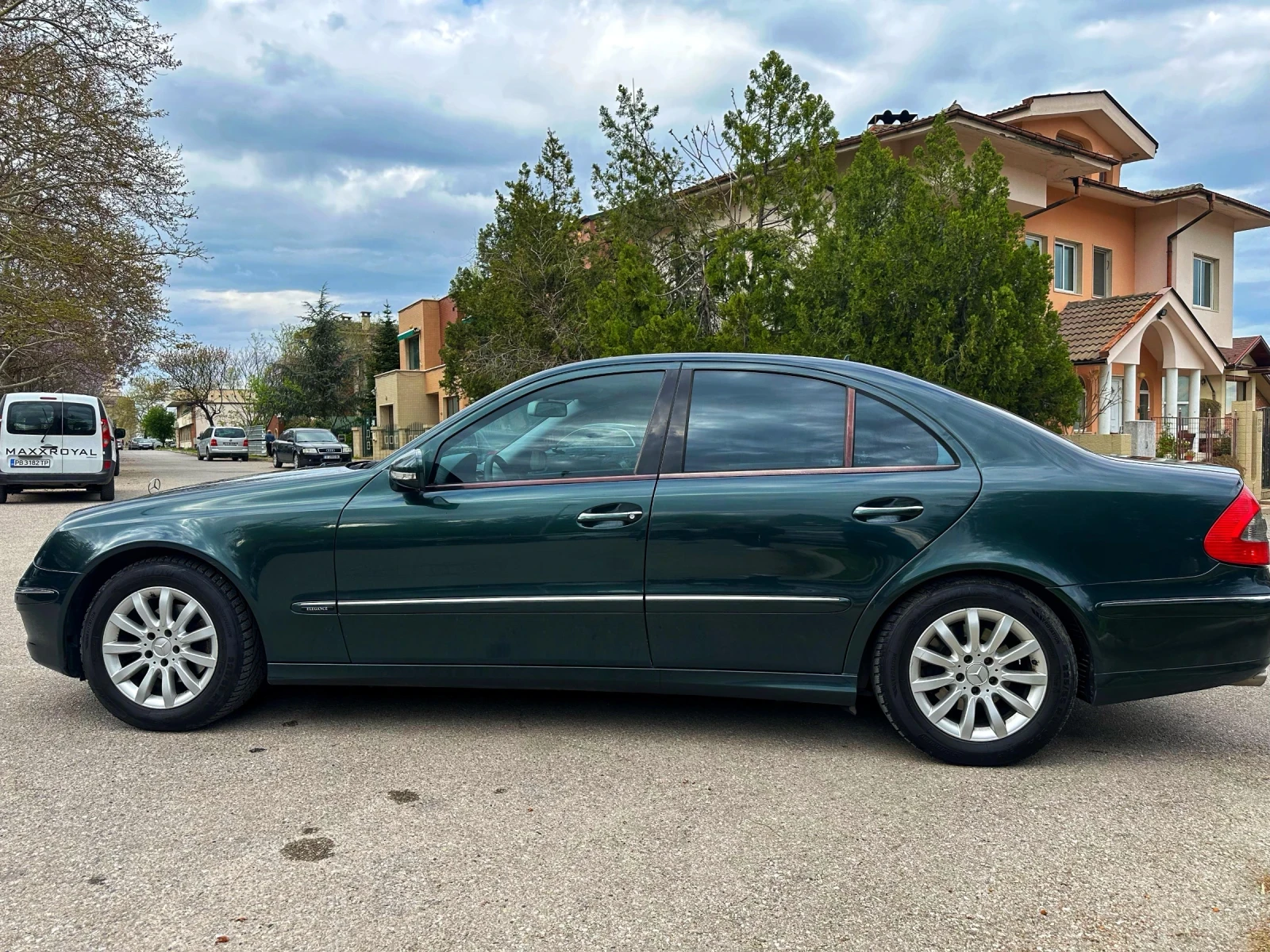 Mercedes-Benz E 280 CDI - изображение 5